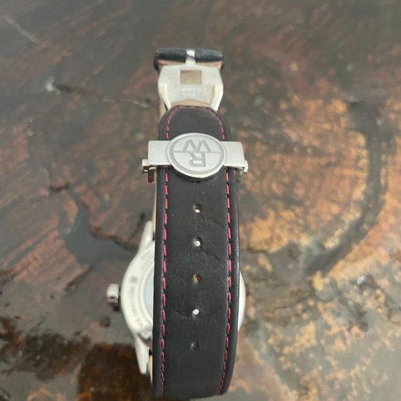 Raymond Weil limited edition Bowie watch - Picture 2 of 5